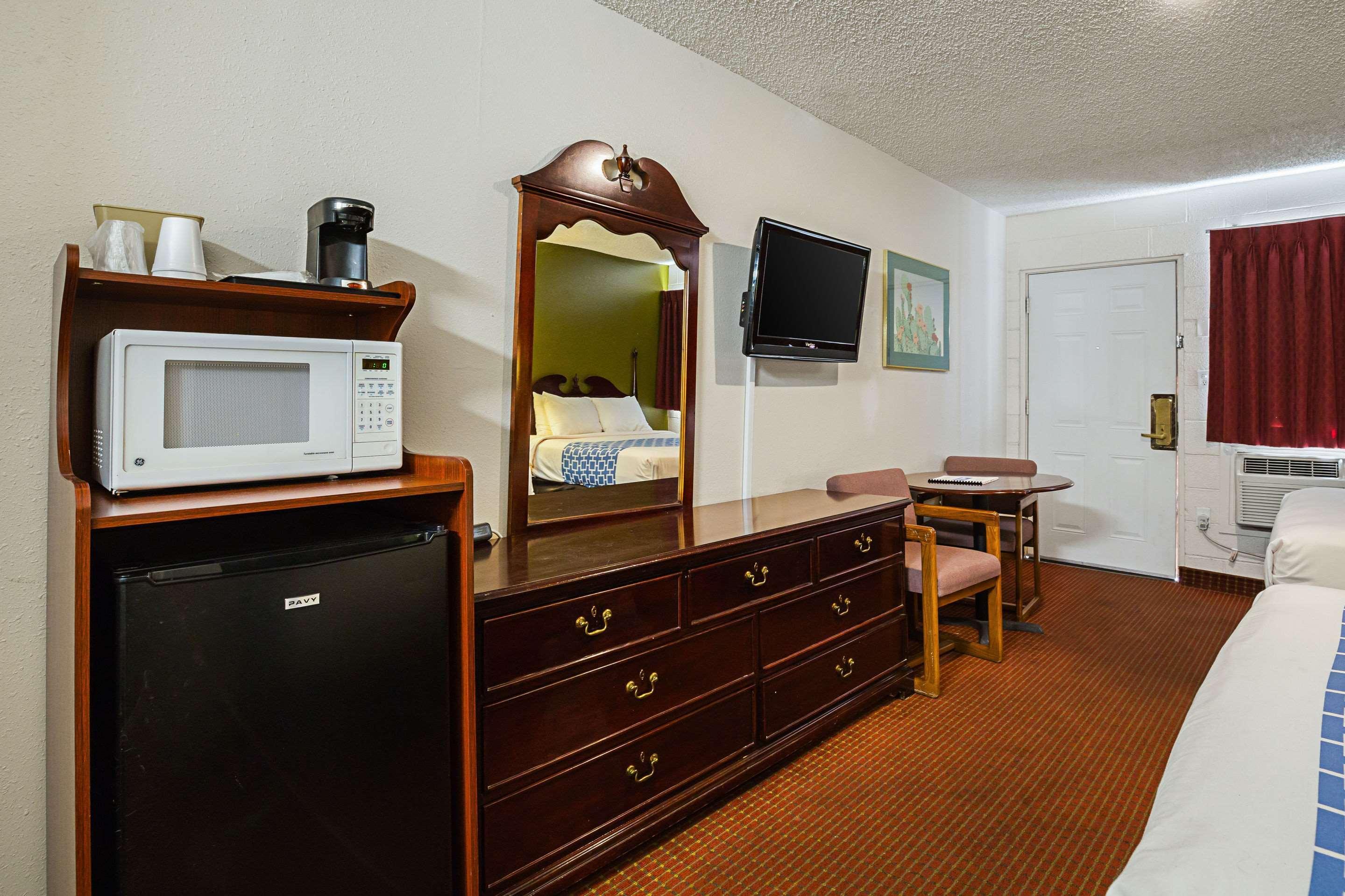 Rodeway Inn Cedar City Exterior photo