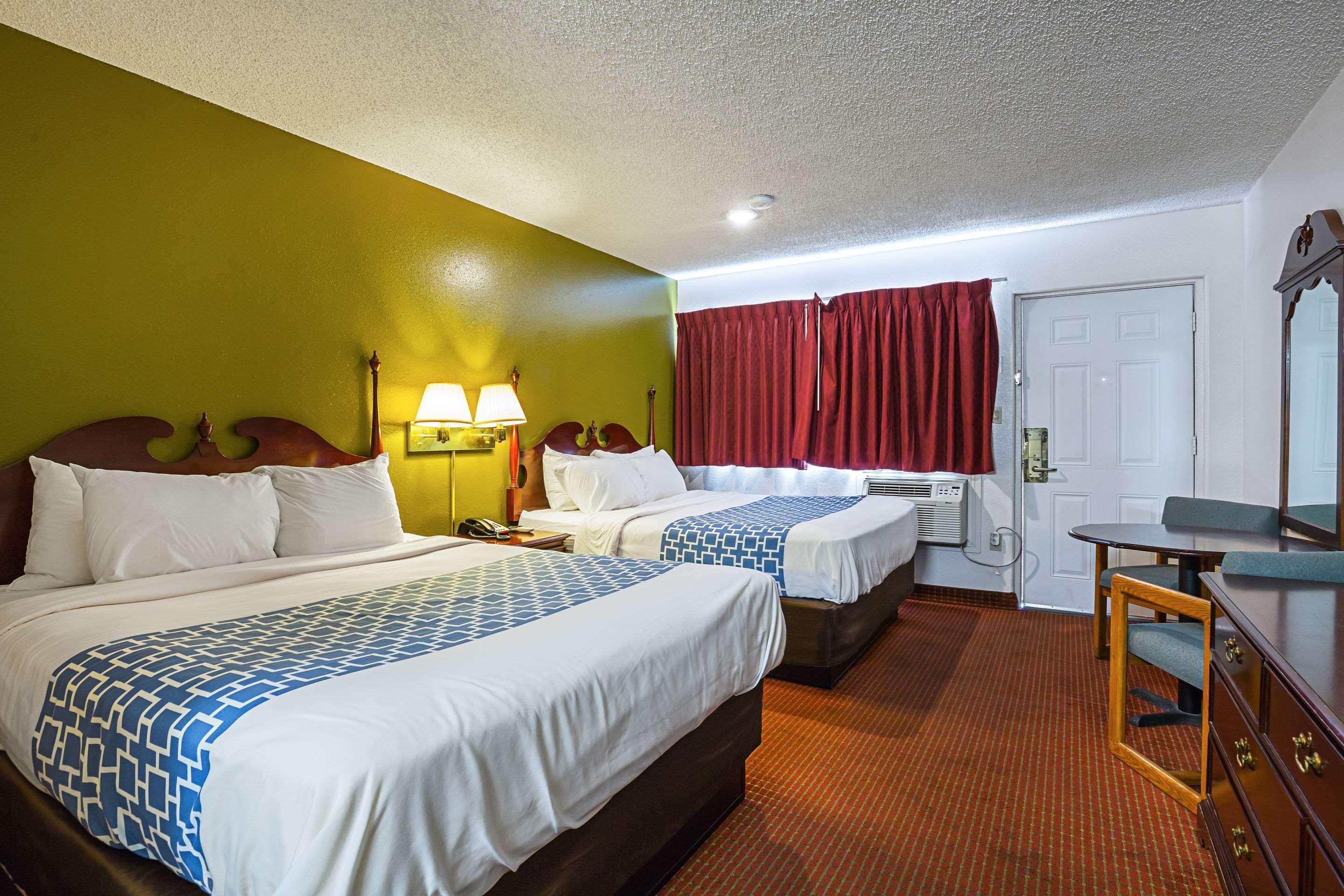 Rodeway Inn Cedar City Exterior photo