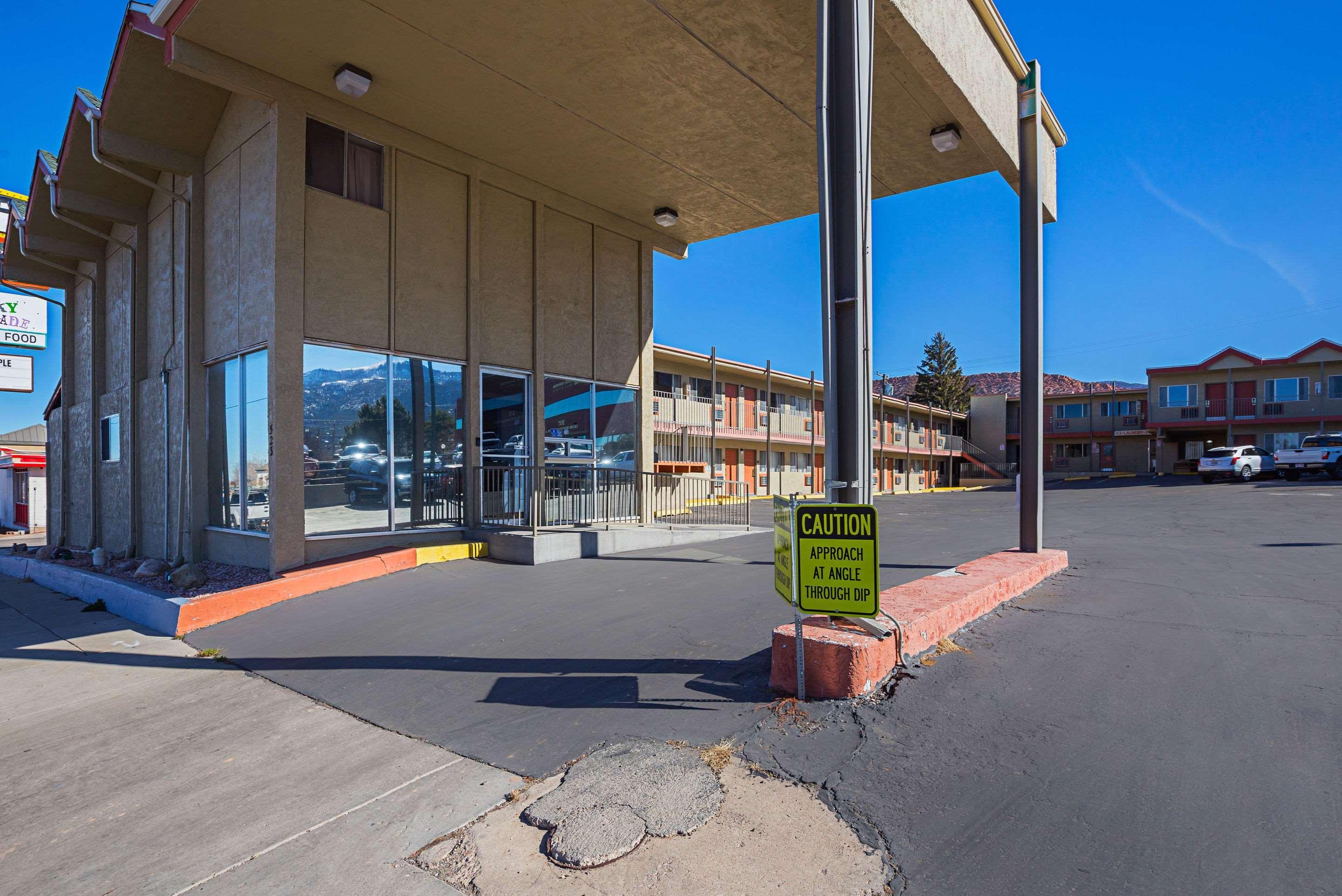 Rodeway Inn Cedar City Exterior photo