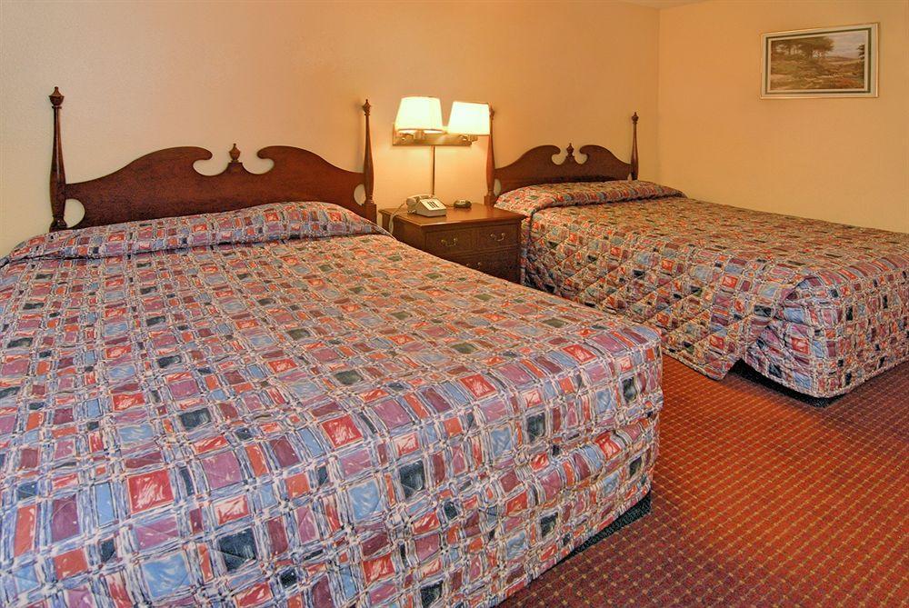 Rodeway Inn Cedar City Exterior photo