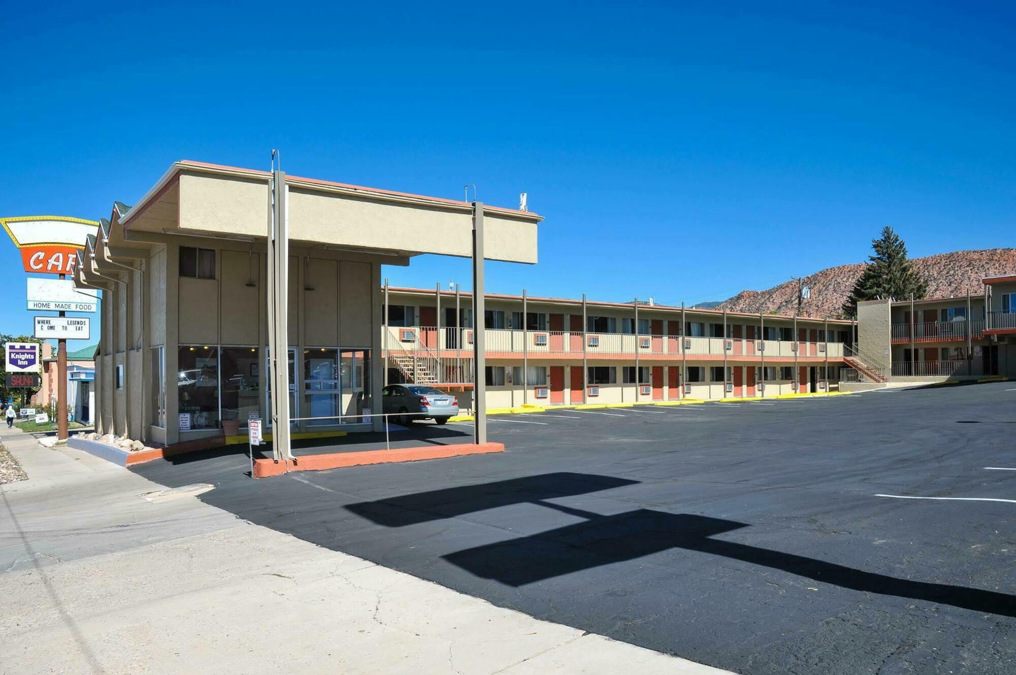 Rodeway Inn Cedar City Exterior photo